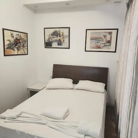 شقة V-appartment تيرانا